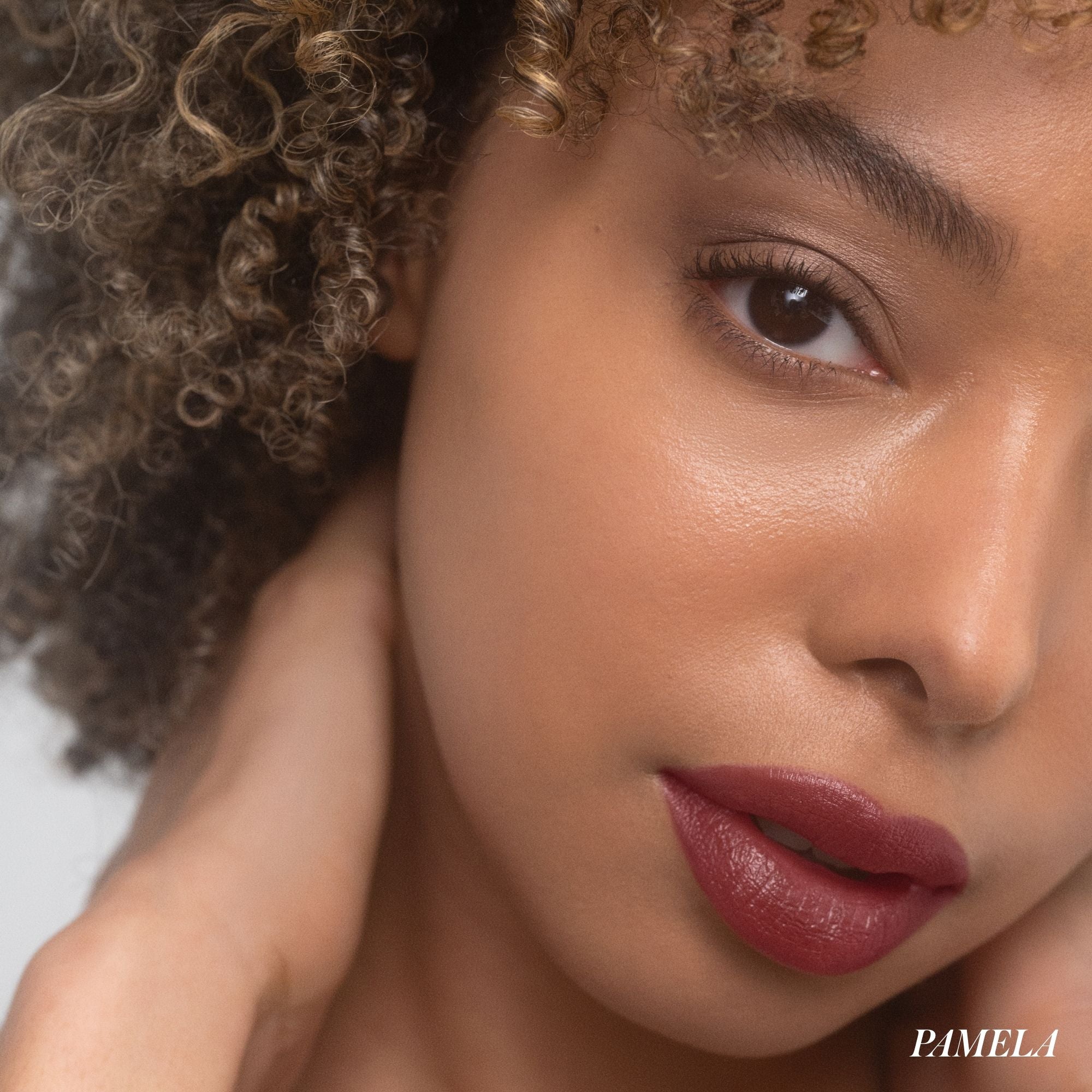 Legendary Serum Lipstick: The Nudes