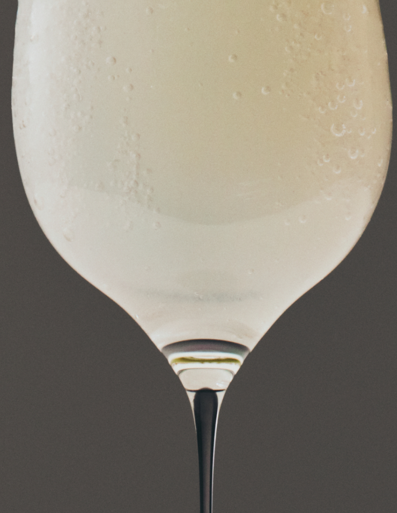 Vita Glow Lip Oil - Dreamy Olive 4.5g