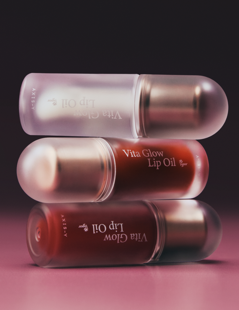 Vita Glow Lip Oil - Chilled Berry 4.5g