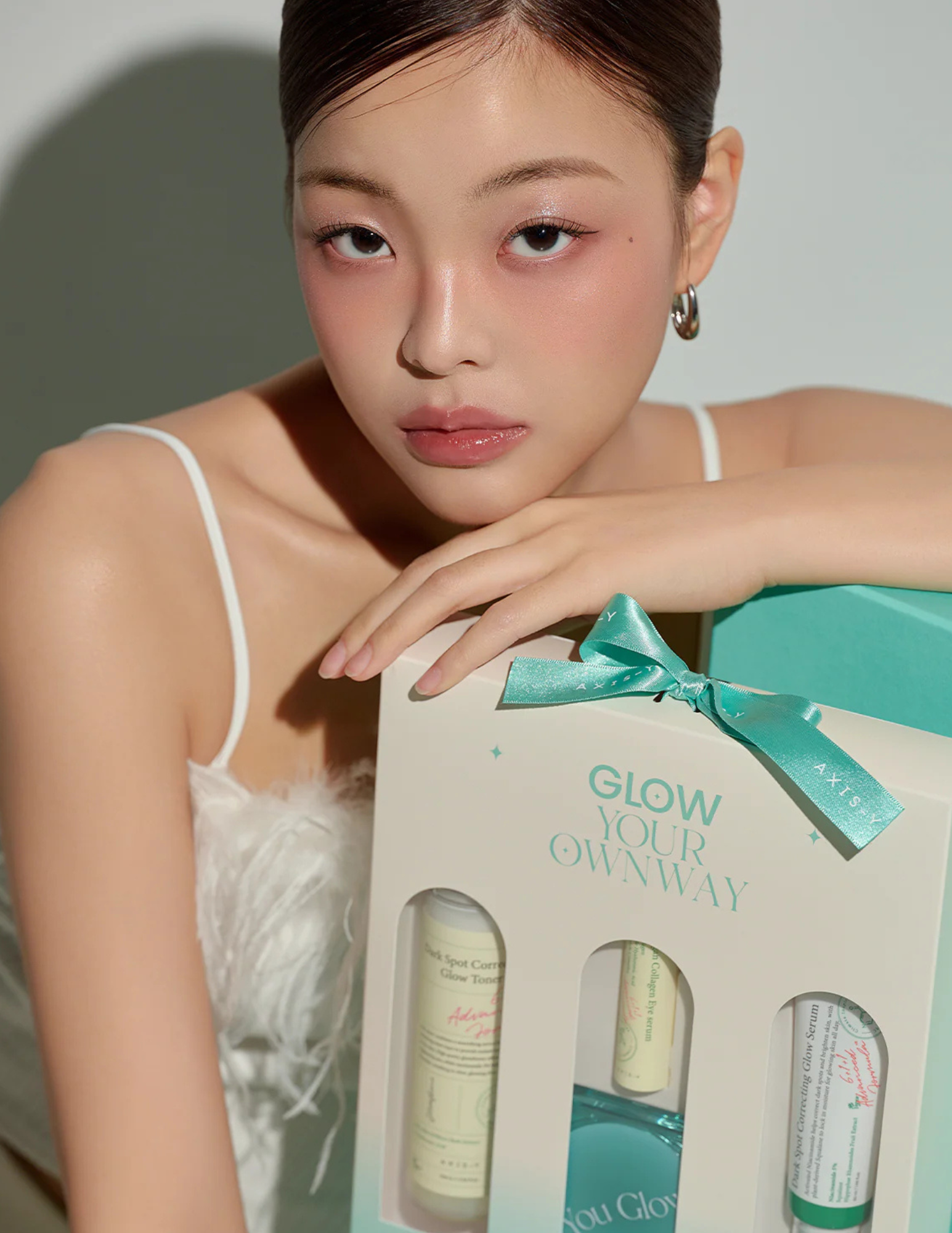 Glow Your Own Way Limited Edition Set