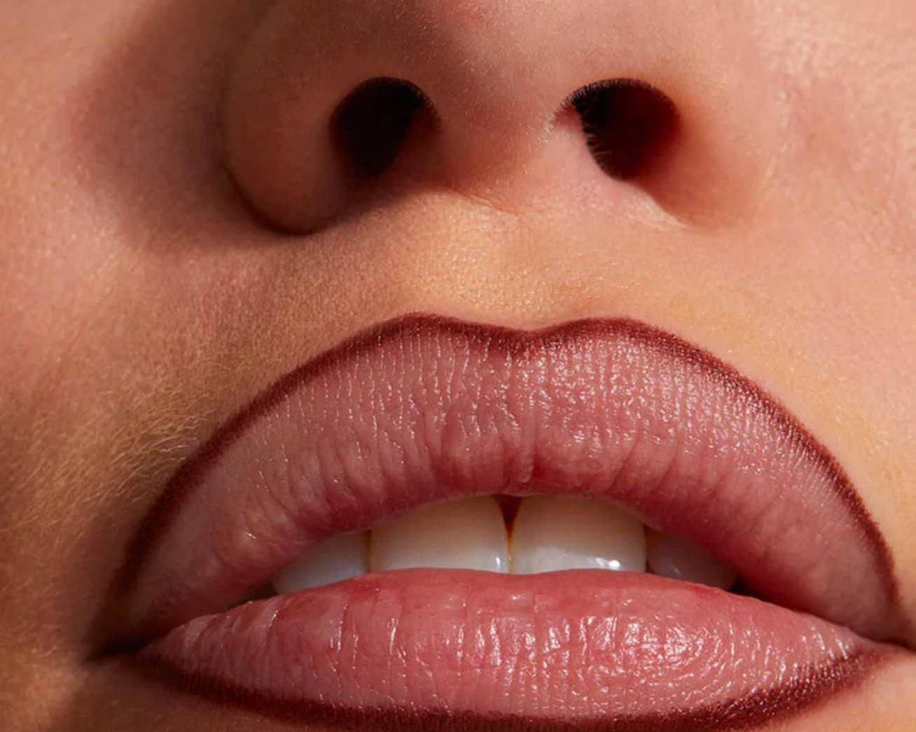  Delineador de Labios