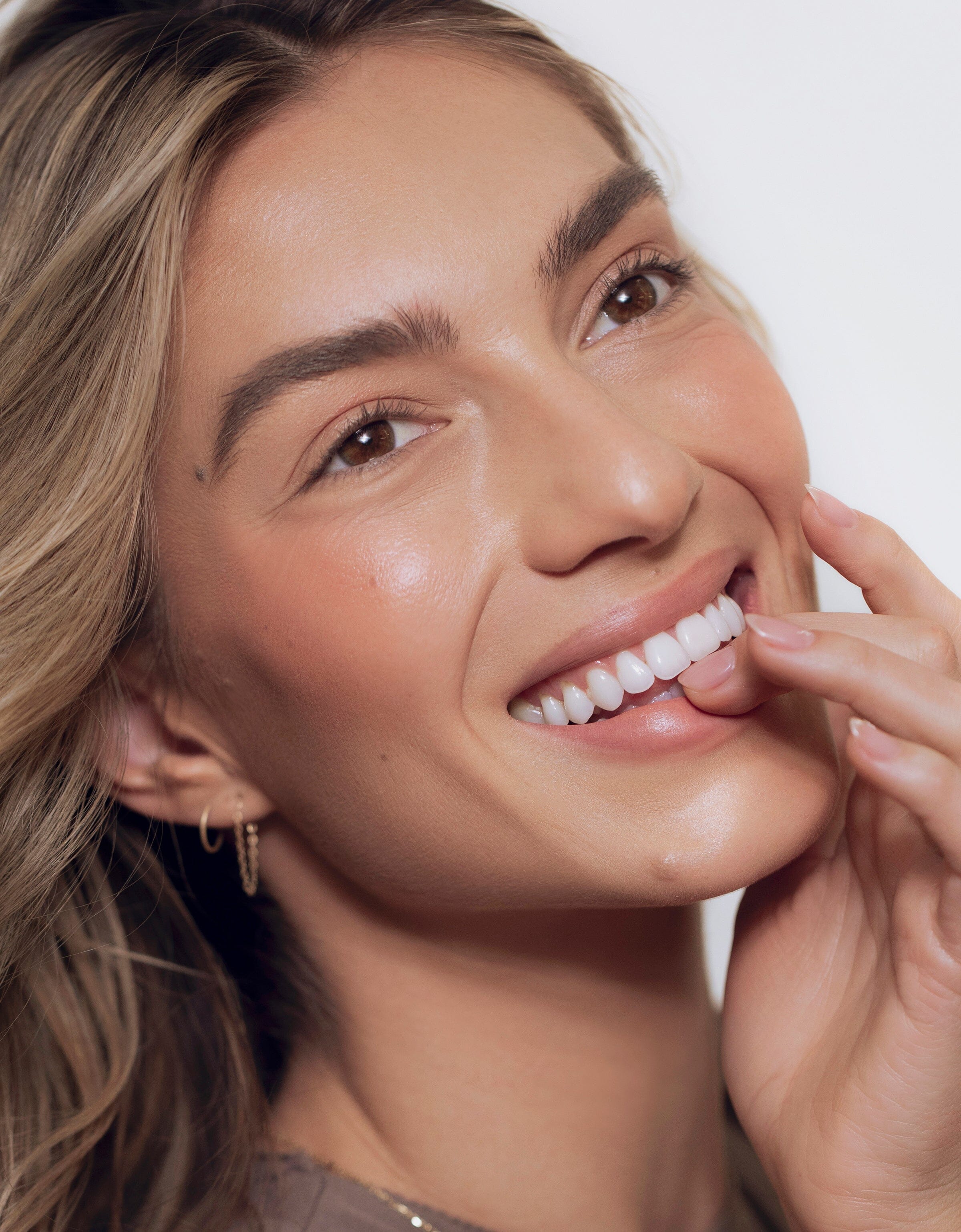 Cheeky Blush | Rubor en crema RÓEN BEAUTY 