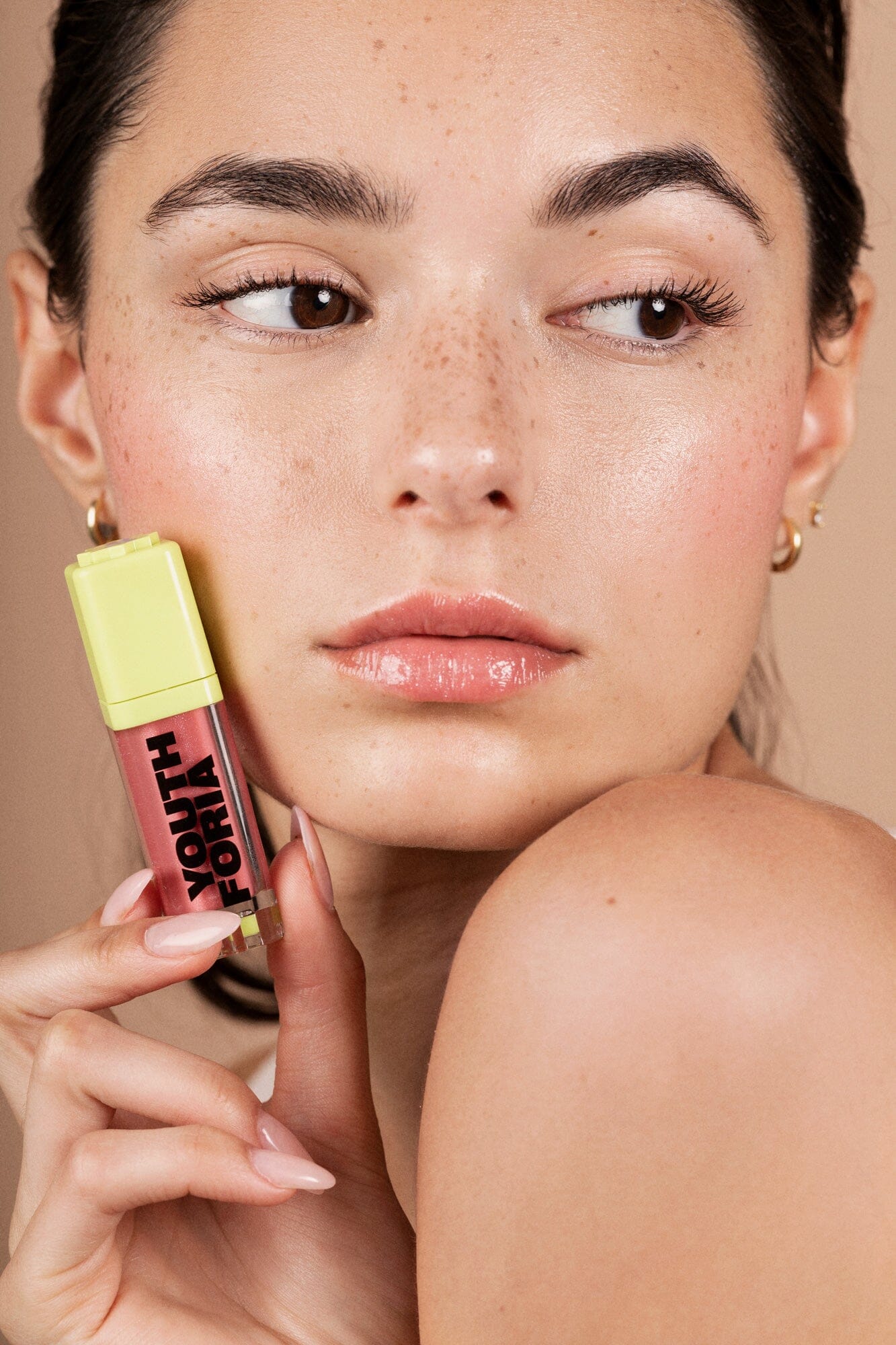Dewy Gloss | Coral Fixation Youthforia 
