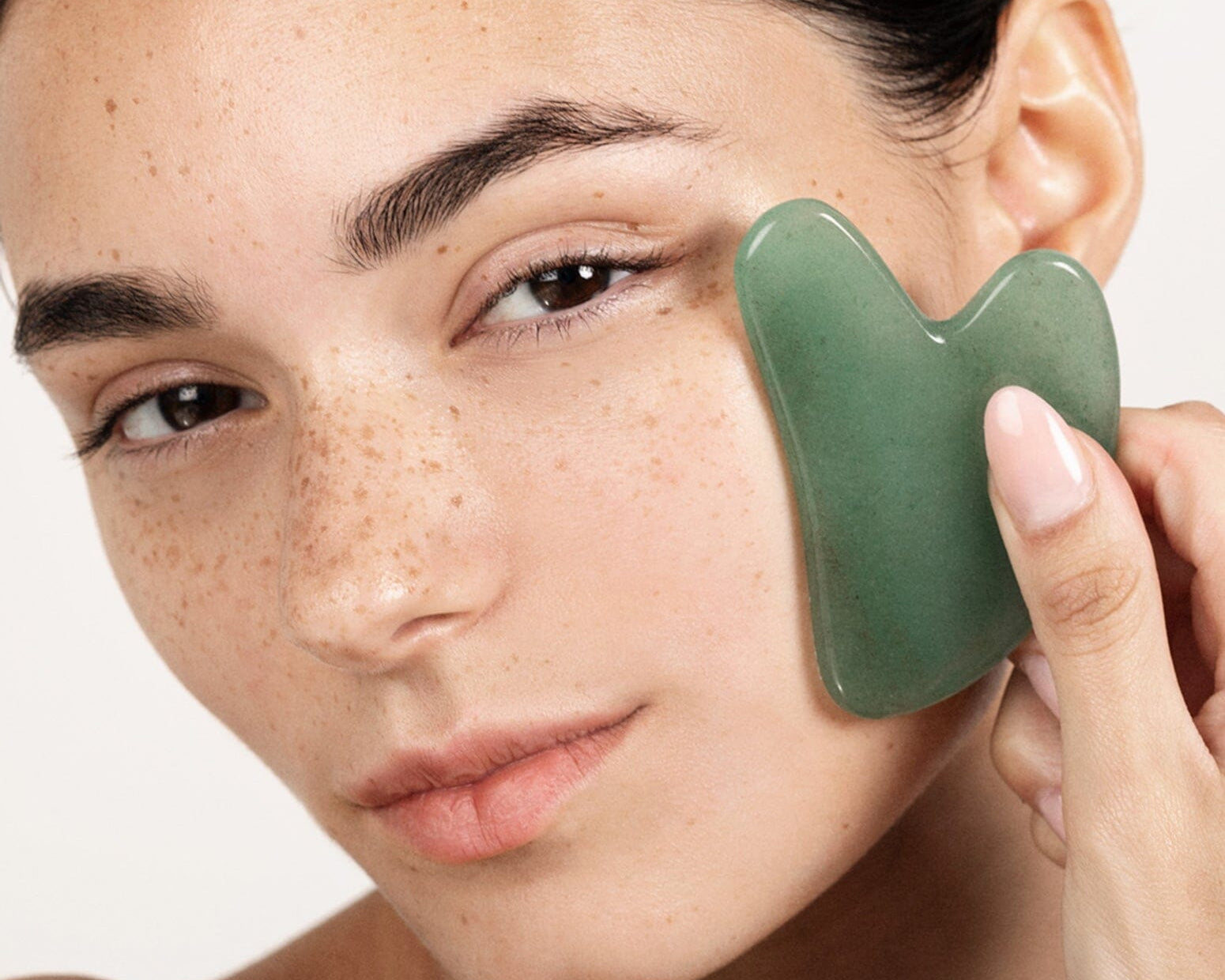 Gua Sha de Cuarzo Verde GLOWY 