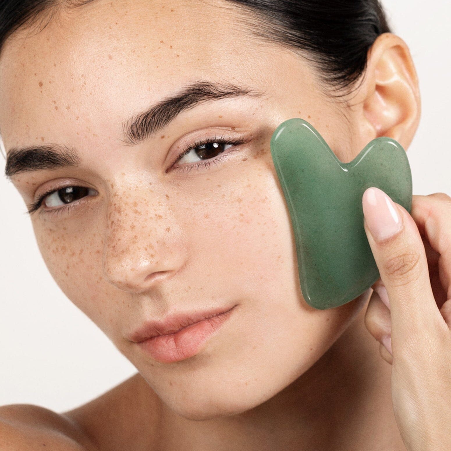 Gua Sha de Cuarzo Verde GLOWY 