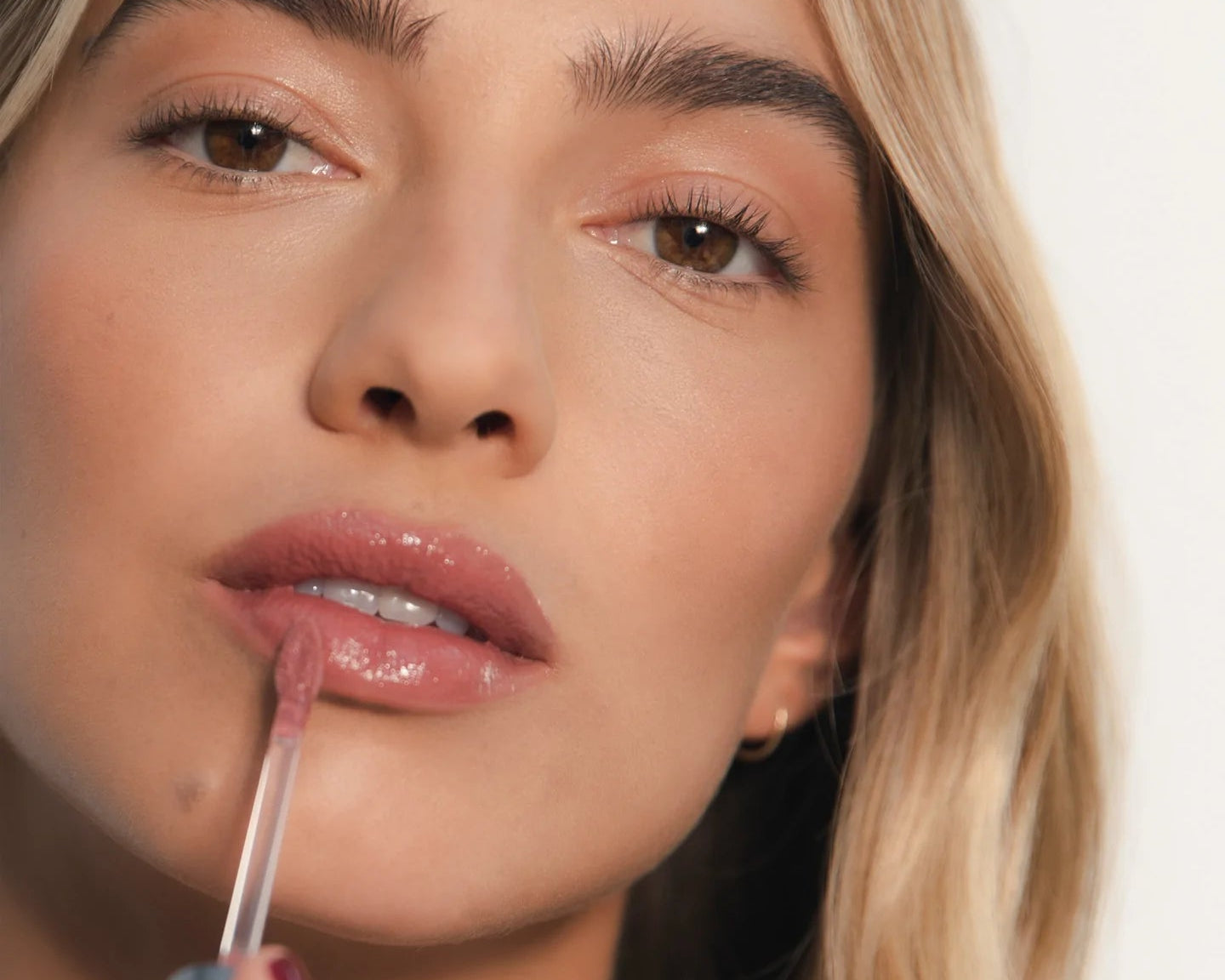 Kiss My. Liquid Lip Balm | lip gloss RÓEN BEAUTY 